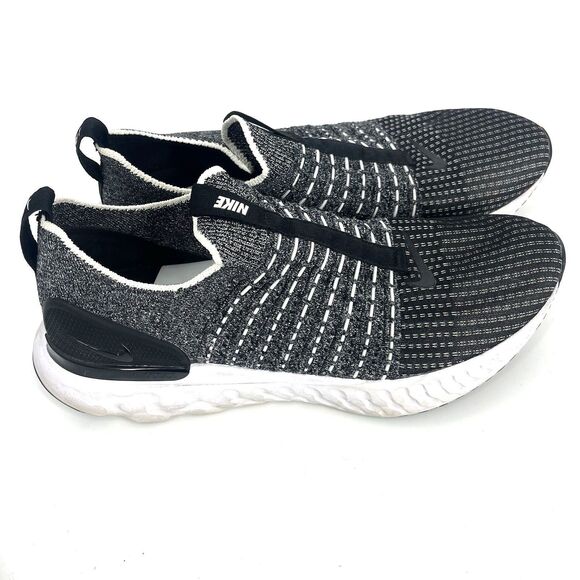 Nike Shoes Size 10.5 Mens Black White React Phantom Road Run Flyknit 2 Pull On - Picture 1 of 8